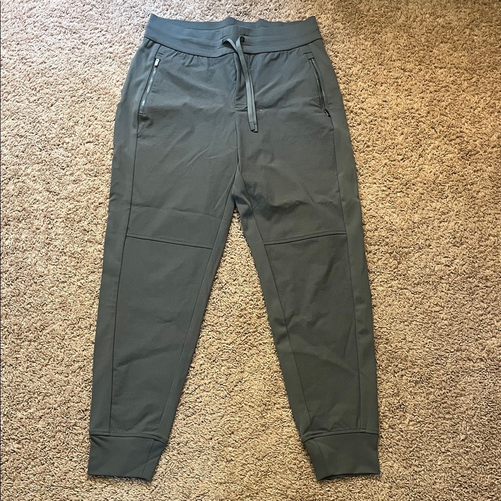 Athleta grey green Joggers Trekkie